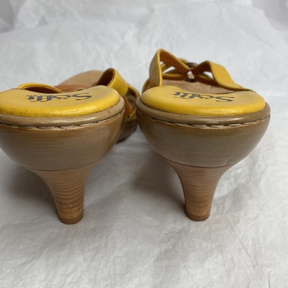 Sofft size 10N orange and yellow leather slip on sandals 4” heel great condition - Picture 6 of 10